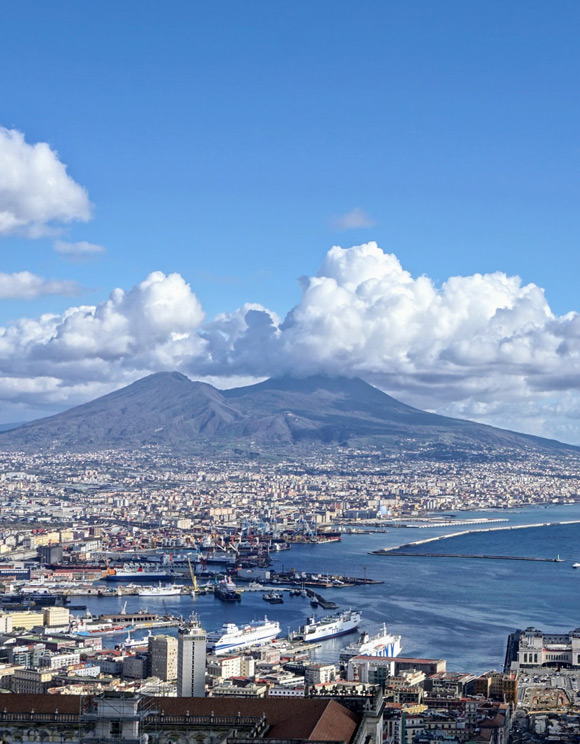 Destinations Small Fly: Naples